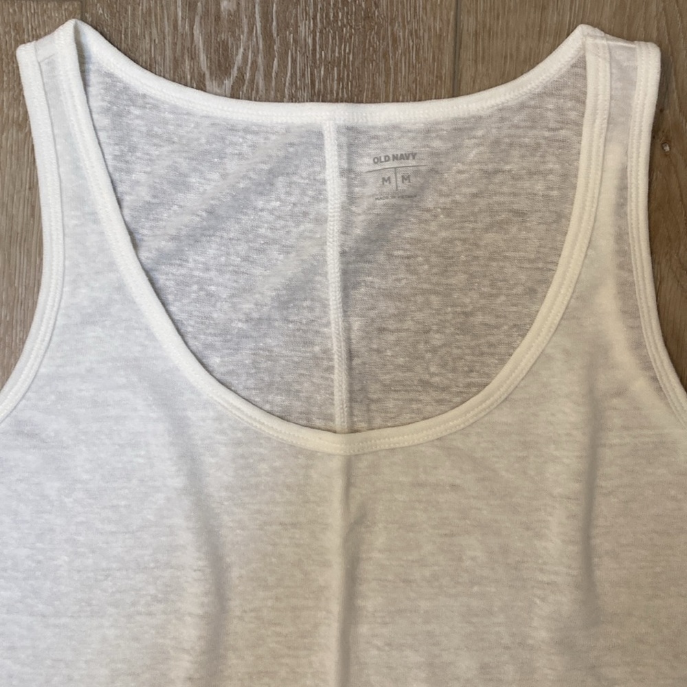 Old Navy White Linen Blend Curve Hem Calla Lily Tank Top Size Medium